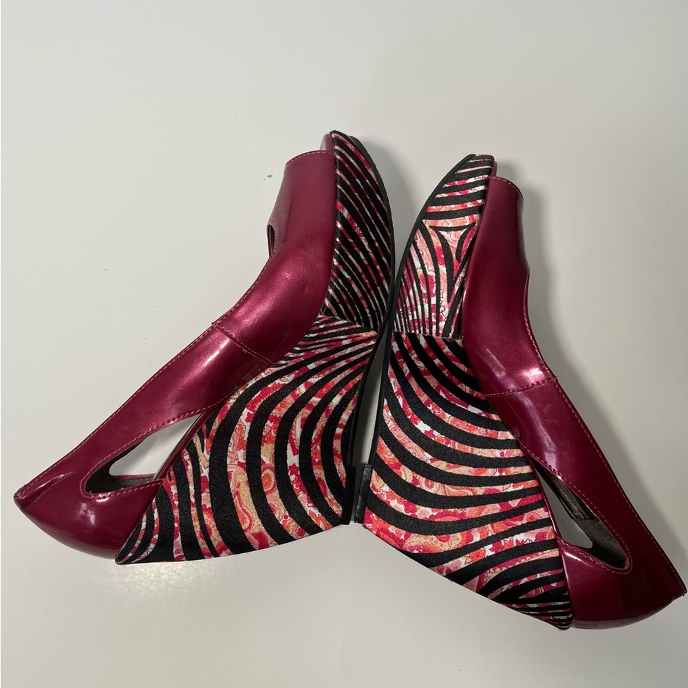 CARLOS SANTANA  | ATTRACTION | SIZE 7.5  | WEDGE HEEL | PEEP TOE - Picture 6 of 8